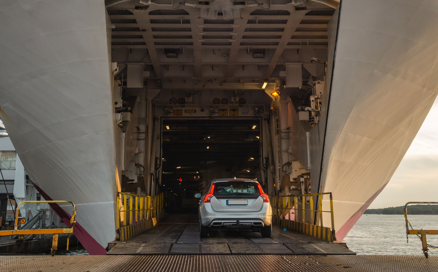 ferry Sete Nador con coche