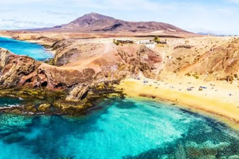 Puerto de Playa Blanca
